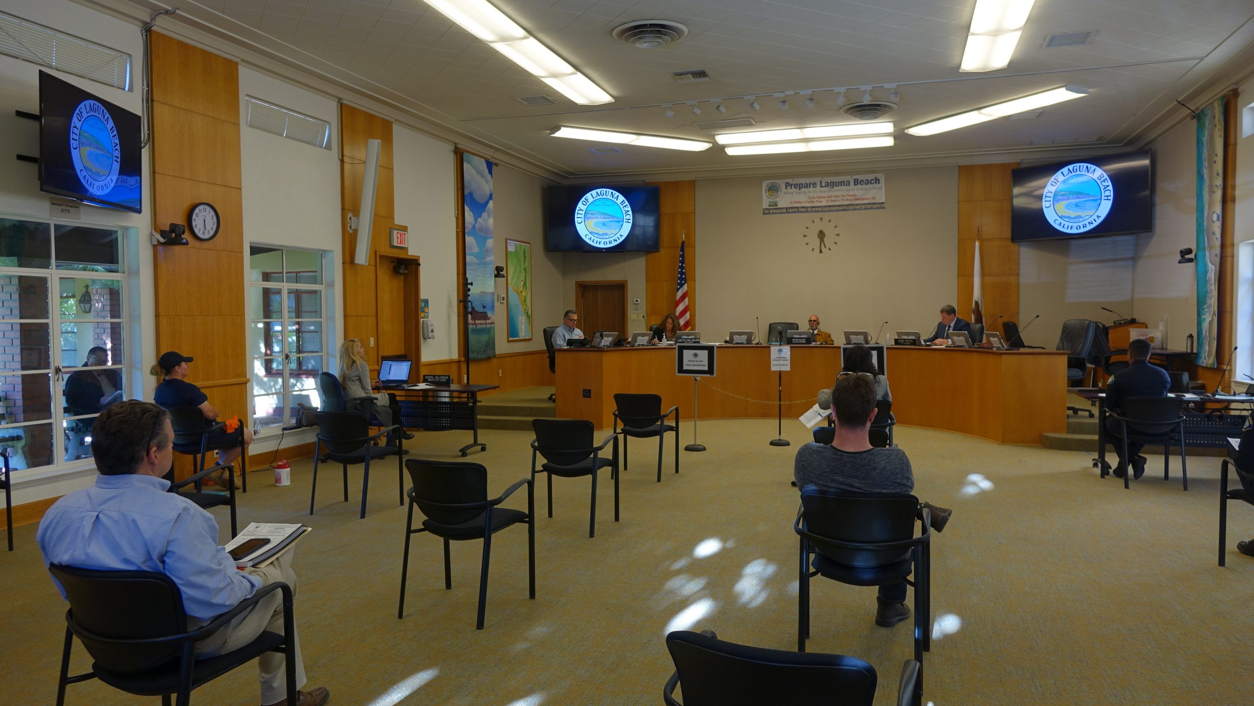 Board Meetings - Laguna Beach School District